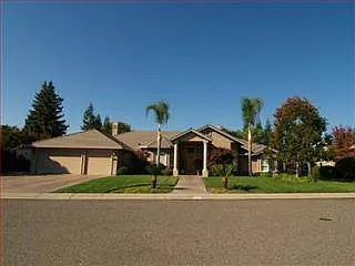 7004 Hye Park Dr photo 1