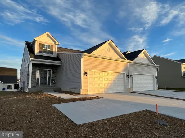 226 Sunglo Dr Lot 104, Leesport, PA 19533