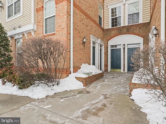 4th image of 43415 Madison Renee Ter Unit 117