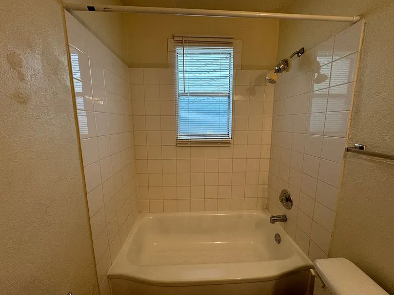 1301 Franz Dr — Photo 20
