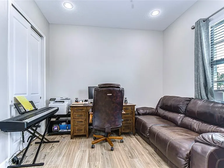 31470 Fairhill Dr — Photo 14
