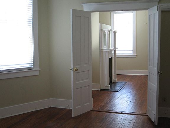 3rd image of 506 E Duffy St APT B