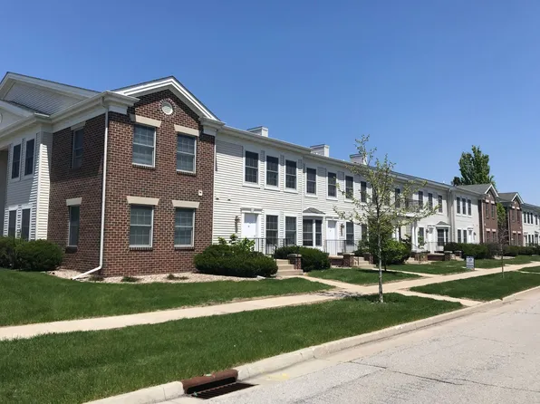 2519 Bristol Dr Unit 202, Ames, IA 50010