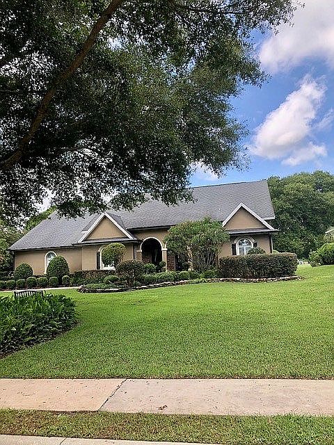1st image of 5725 Crestview Dr