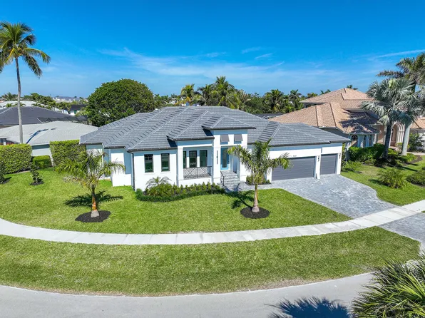 960 Fieldstone Dr, Marco Island, FL 34145