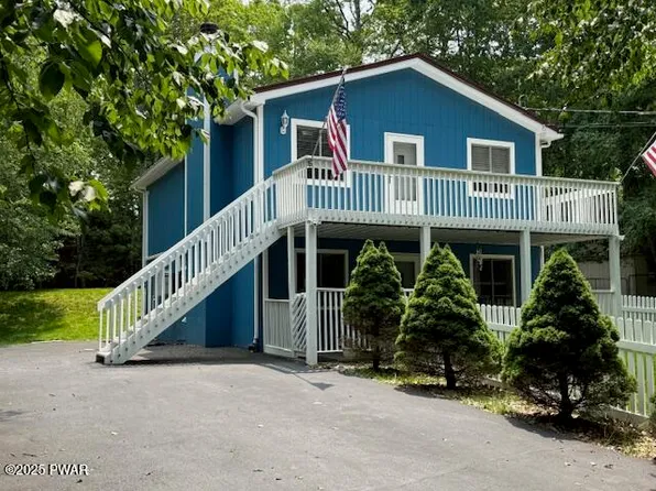 149 Heather Hill Rd, Dingmans Ferry, PA 18328