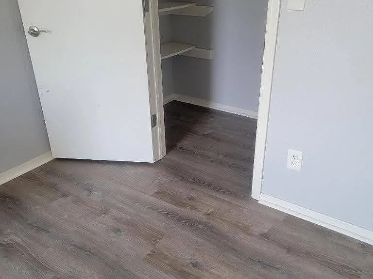 909 NW 172nd St — Photo 39