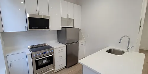 Rented by Plaza Real Estate Group