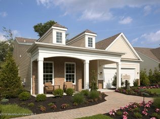 3 W Campania Ln, Farmingdale, NJ 07727