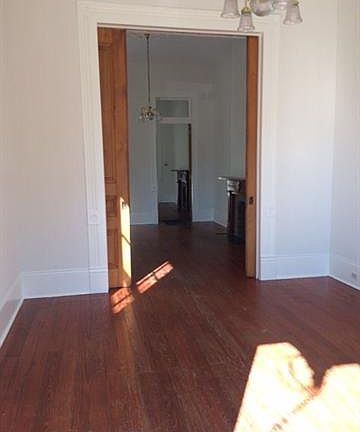 2nd image of 3429 Laurel St