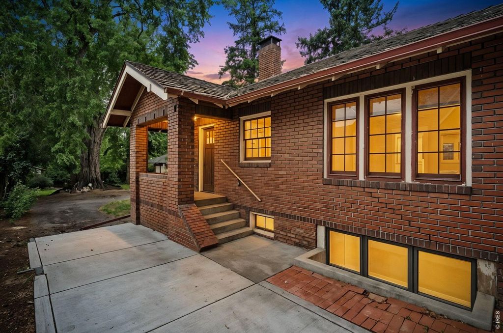 324 Jackson Ave