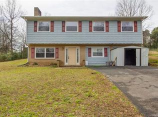 204 Redcoat Dr, Fort Mill, SC 29715