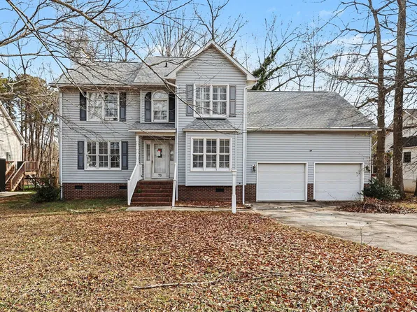 73 Waters Edge Dr, Erwin, NC 28339