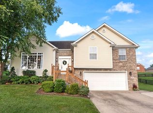 312 General Smith Dr, Richmond, KY 40475