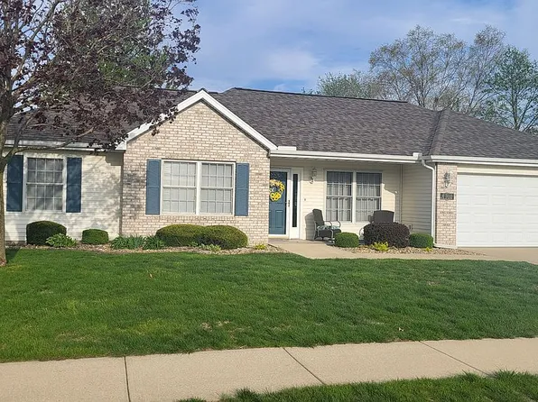 4730 N Beechwood Trl, Decatur, IL 62526
