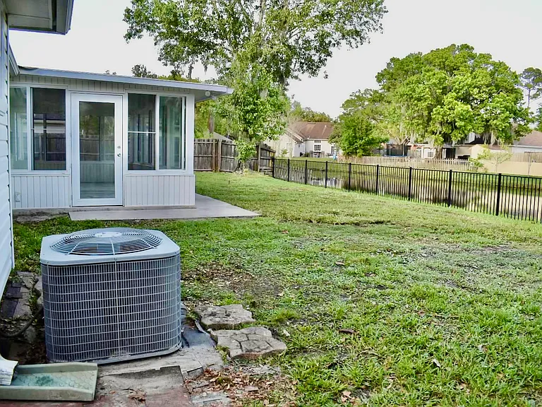 10287 Stallion Run Ct — Photo 22
