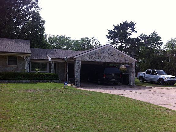 3rd image of 3001 N Bryant Ave