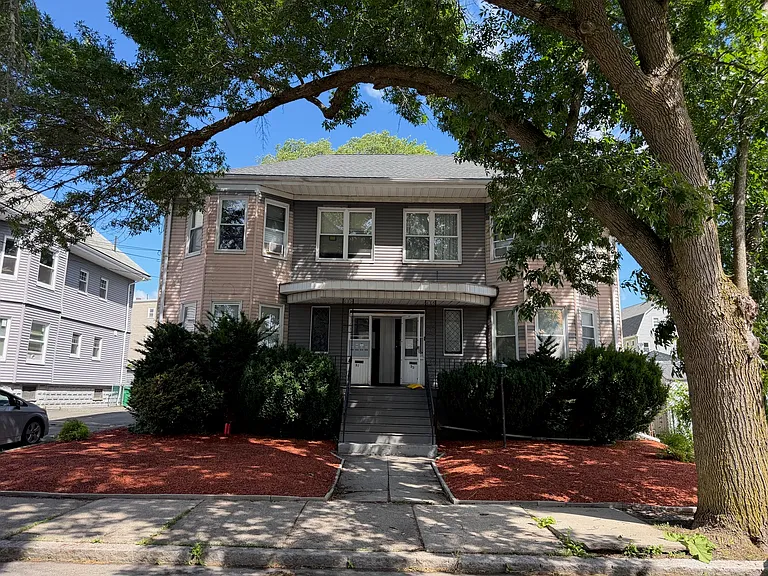 55 Marion St — Photo 3