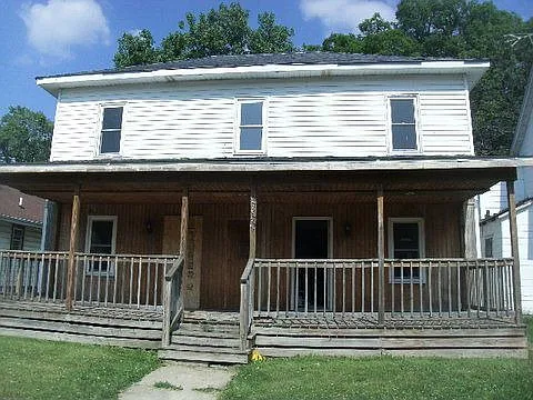 2330 Pearl St photo 1