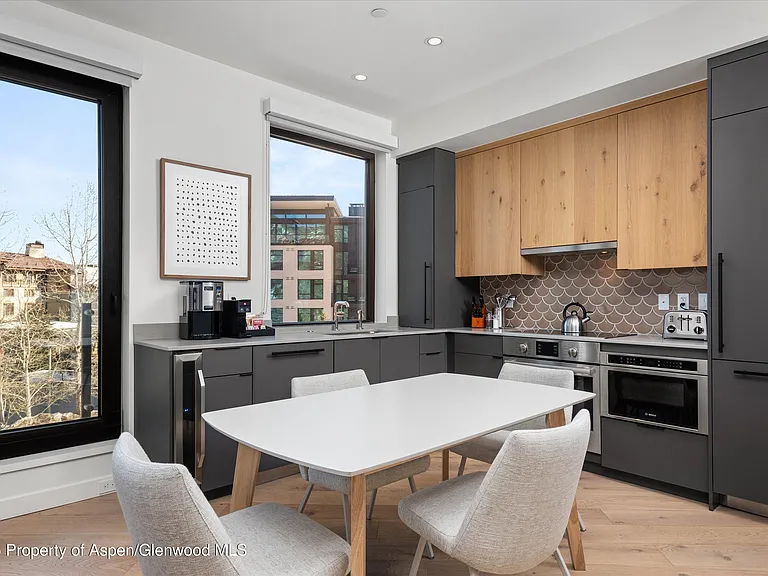 119 Wood Rd #206 — Photo 4