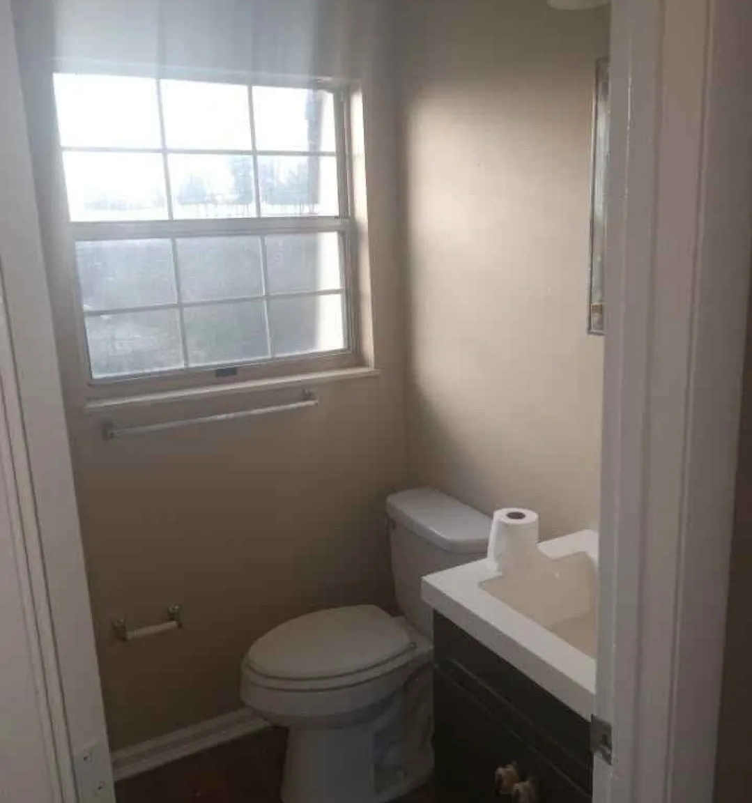 2 bed, $800 — Photo 2
