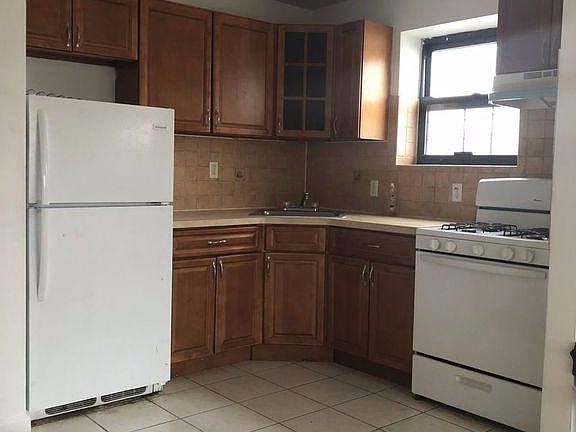 5th image of 740 E 88th St #2
