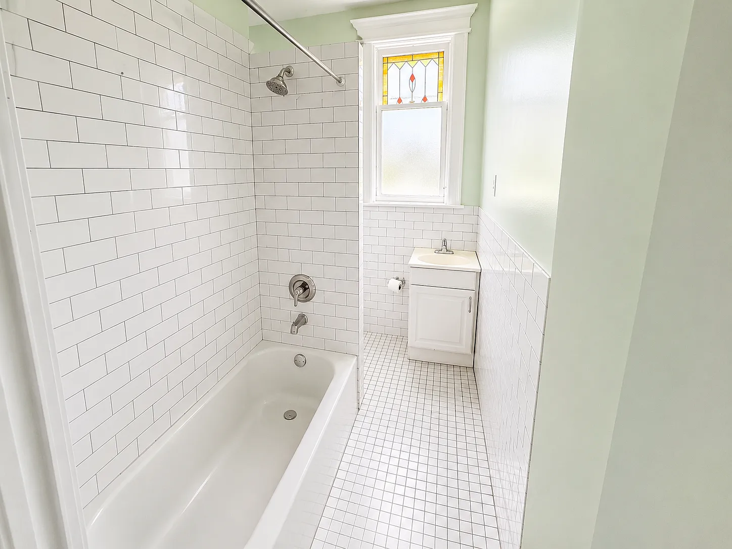 2 bed, $2,600 — Photo 2