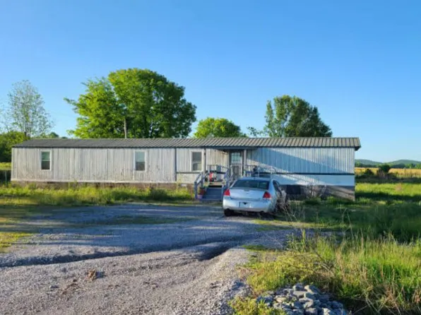 1661 Pickle Rd, Petersburg, TN 37144