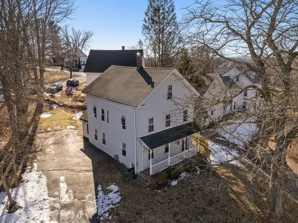 51 Pleasant St, Spencer, MA 01562