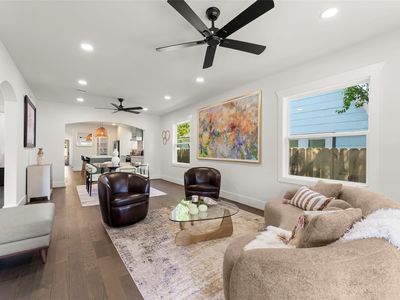 112 Goldenrod St, Houston, TX, 77009