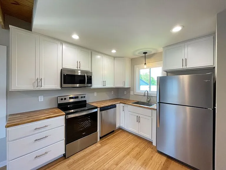80 E Cascade St — Photo 3