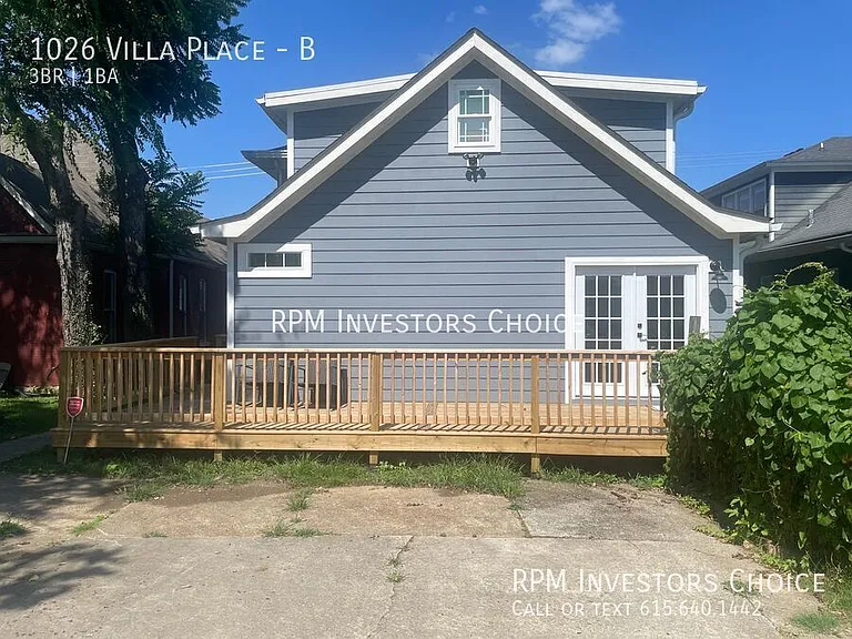 1026 Villa Pl #B — Photo 2