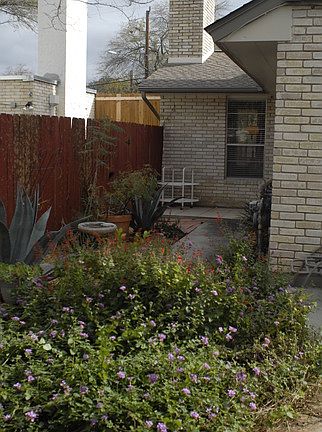 4th image of 11819 PETAL DR #21