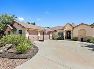 110 Vinca Dr, Lakeway, TX 78734