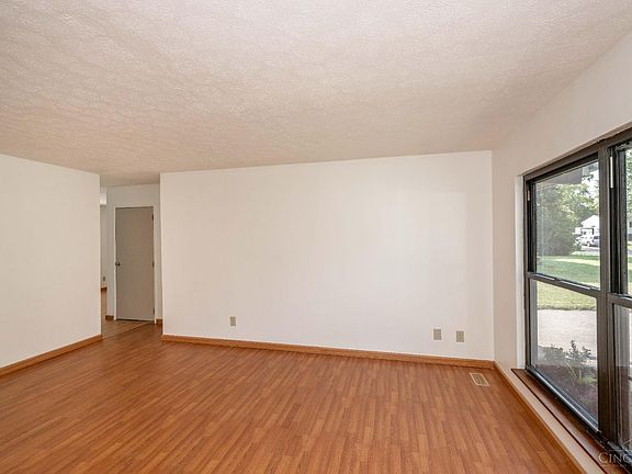 5th image of 6702 Acorn Dr
