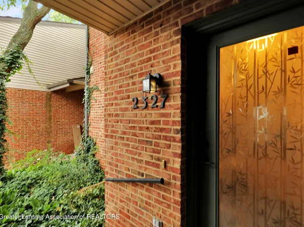 2327 Coyote Creek Dr, Okemos, MI 48864