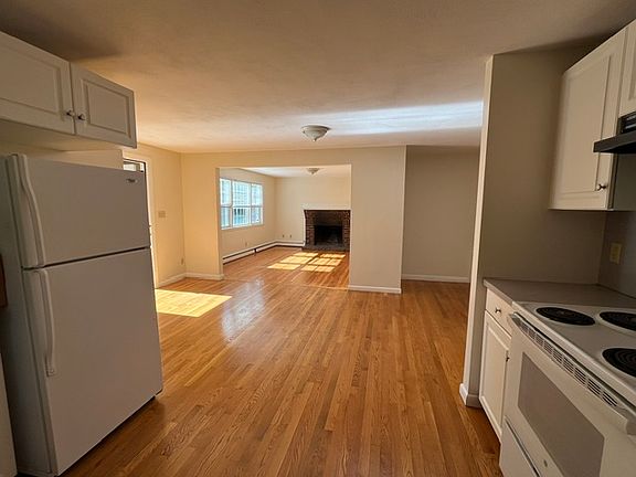 3rd image of 18 Dunstan St APT 1
