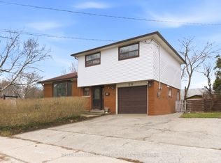 20 Ravenview Dr, Toronto, ON M1E3M1