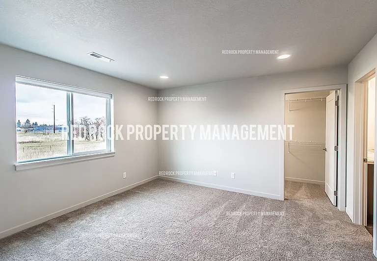 201 S Woodlawn Ln — Photo 18