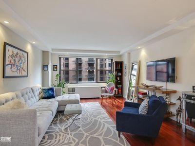201 E 25th St APT 4F, New York, NY, 10010