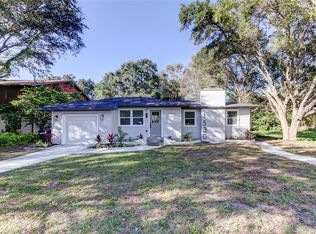 1530 Smallwood Cir, Clearwater, FL 33755