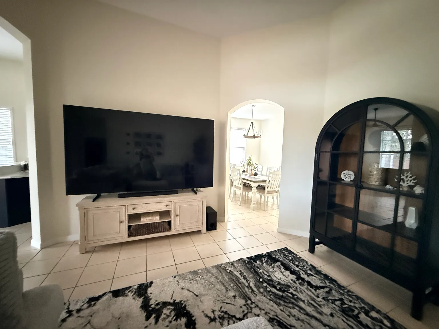 3 bed, 1810 sqft, $2,850 — Photo 4