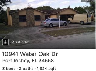 10941 Water Oak Dr, Port Richey, FL 34668