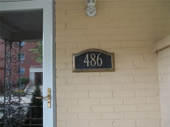 2nd image of 486 Browns Ln