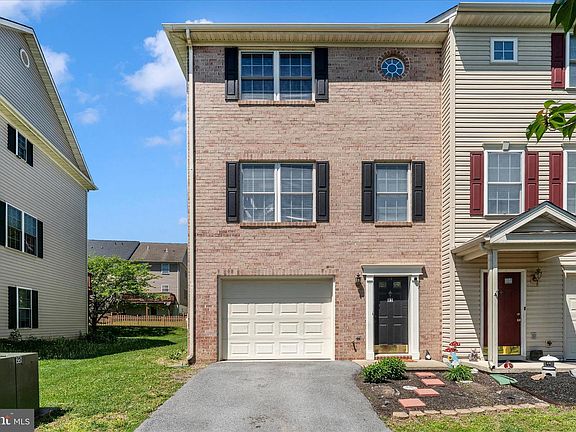 2nd image of 83 Fiser Ln