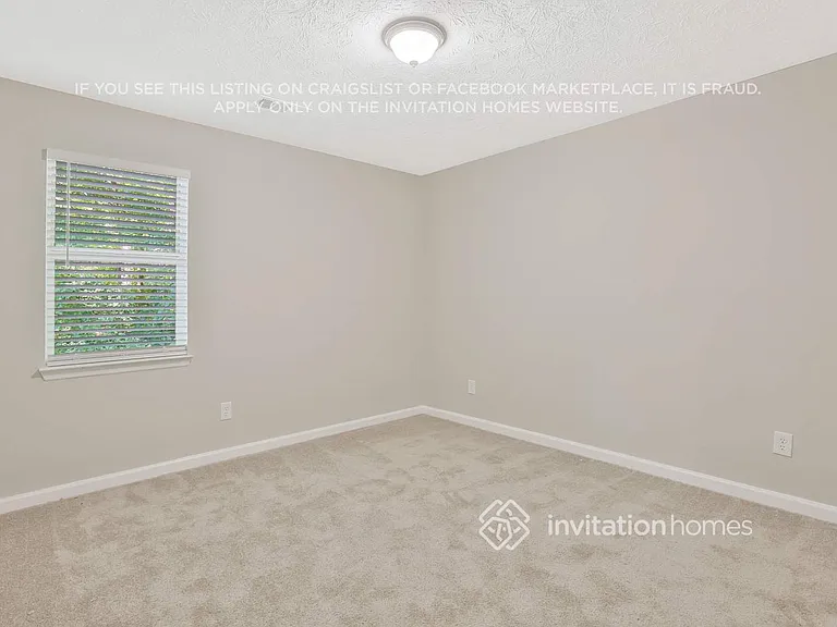 690 Greenhedge Dr — Photo 16