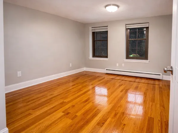 1 Pembroke St APT C, Chelsea, MA 02150