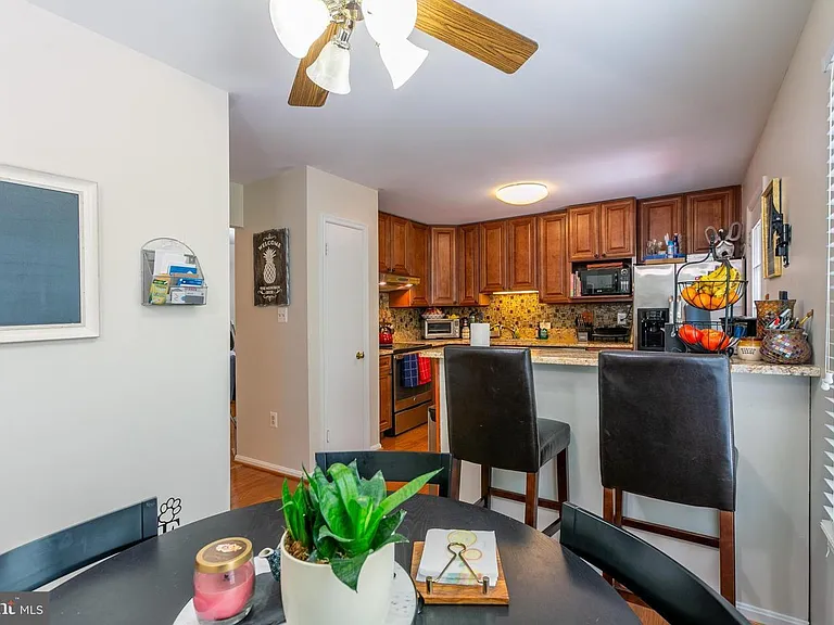 13662 Barren Springs Ct — Photo 21