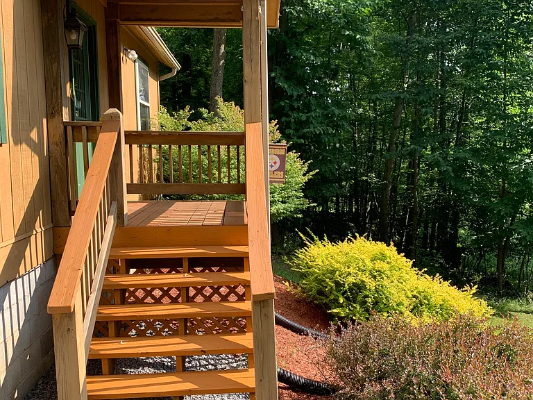 1275 Foster Rd — Photo 12
