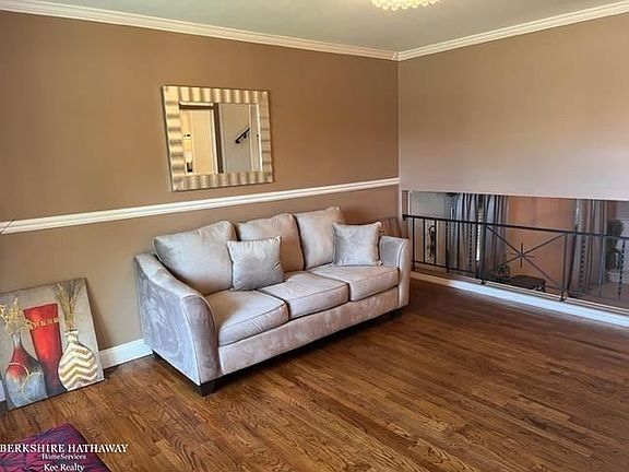 2nd image of 14236 Martin Rd